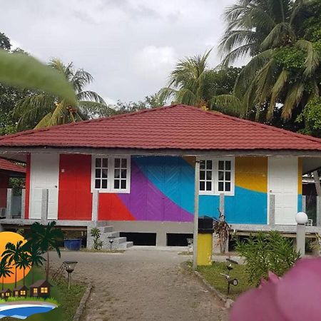 Global Ikhwan Resort Куа Екстериор снимка